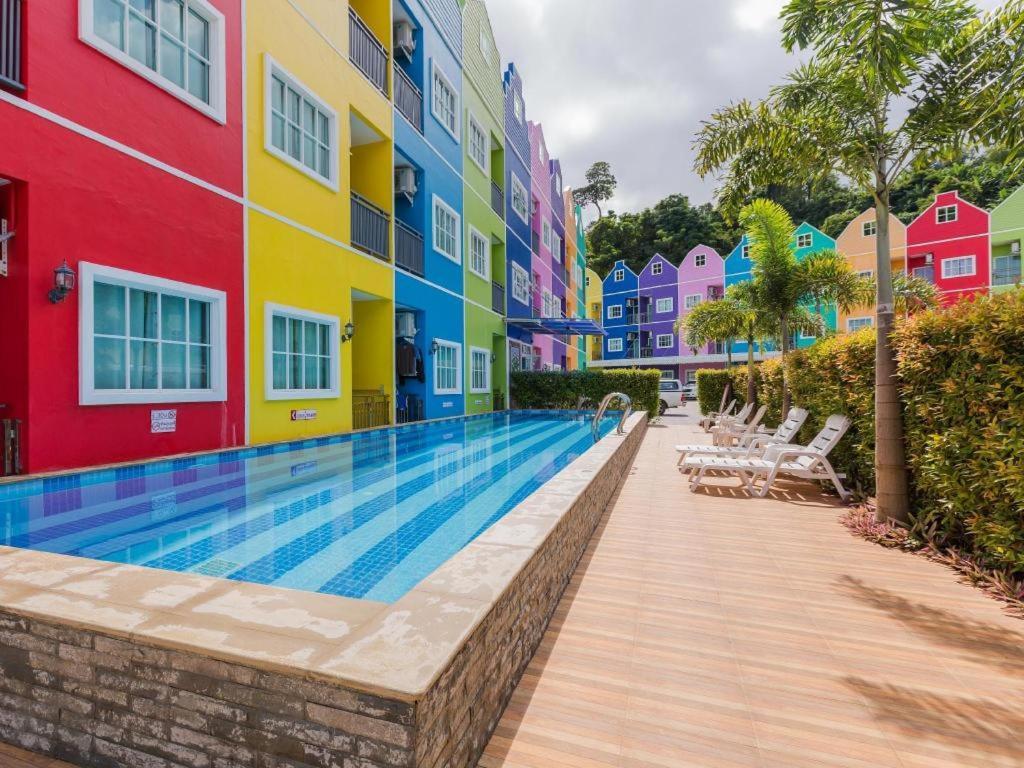 Holland Resort Phuket Ngoại thất bức ảnh