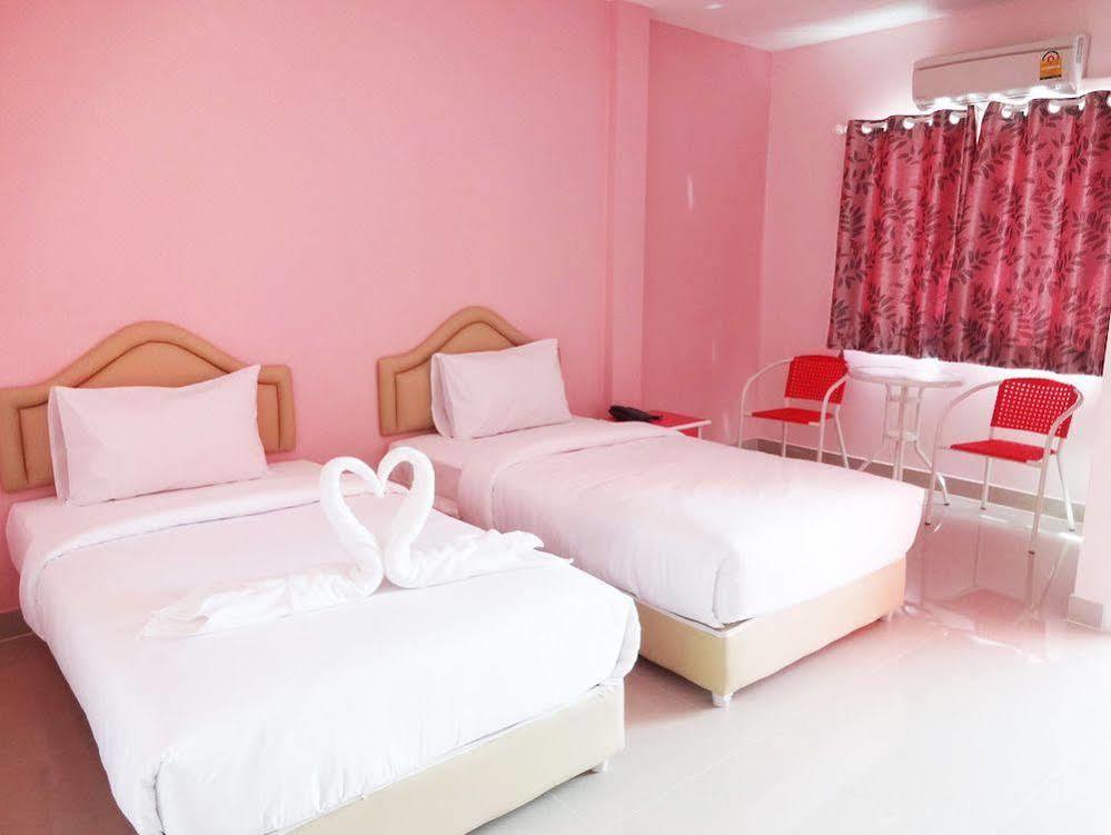 Holland Resort Phuket Ngoại thất bức ảnh