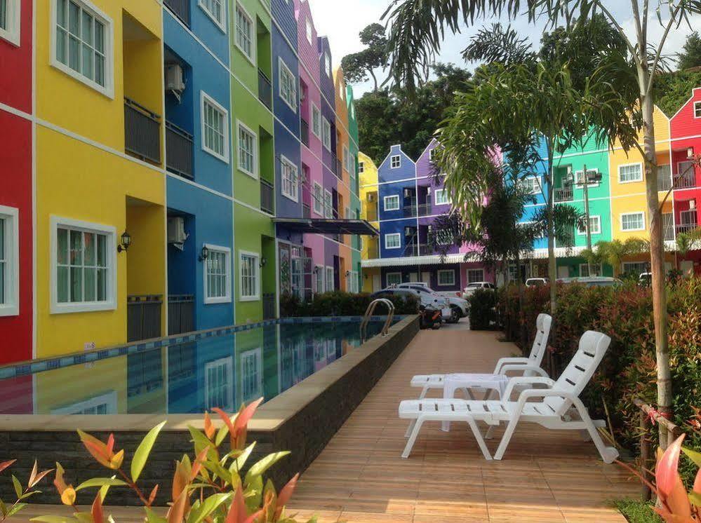 Holland Resort Phuket Ngoại thất bức ảnh
